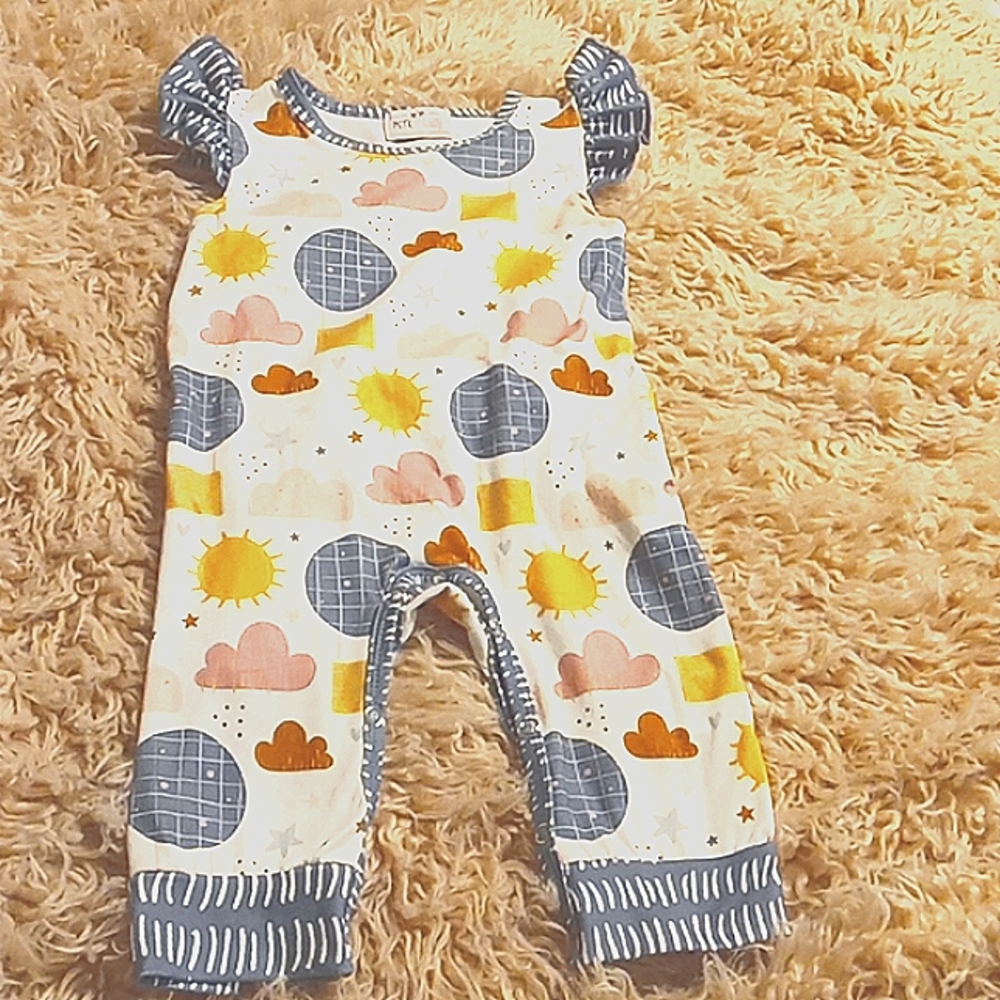 Pete & Lucy baby girl romper